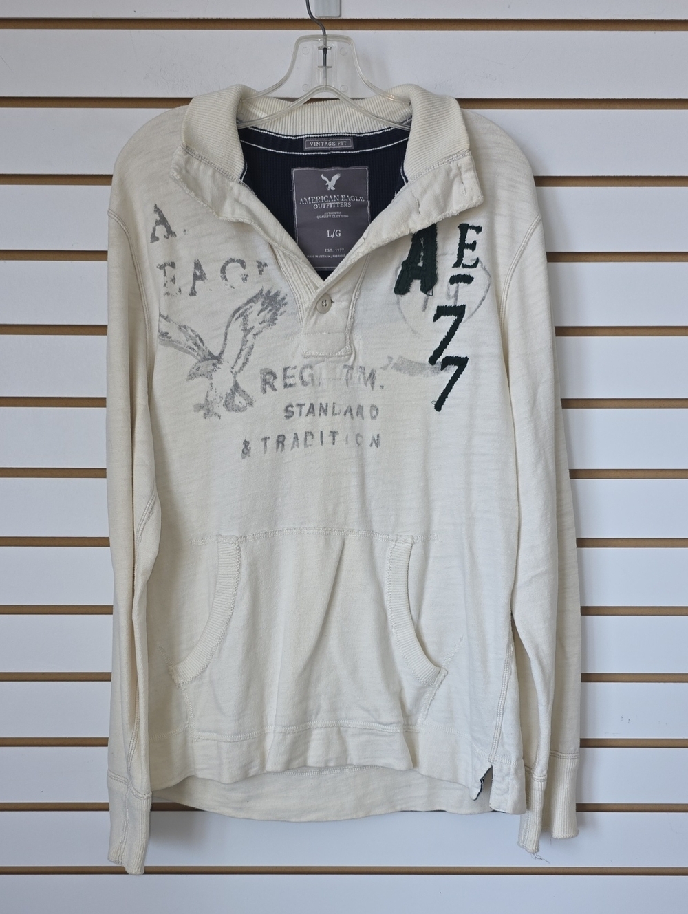 Vintage AE Pullover V Neck Sweater Lg